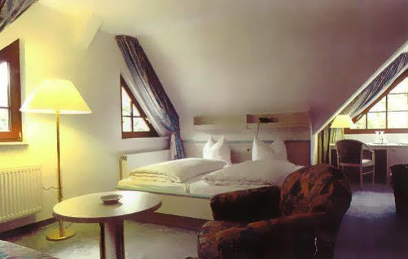 Hotel Diana Schonwalde-Glien Exterior photo